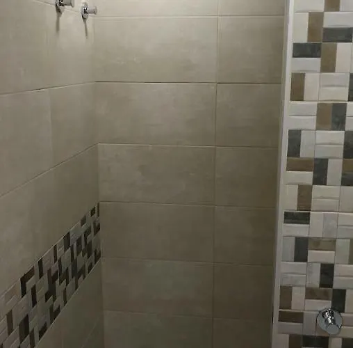 Aloe Heaven بلايا ديل إنغلز